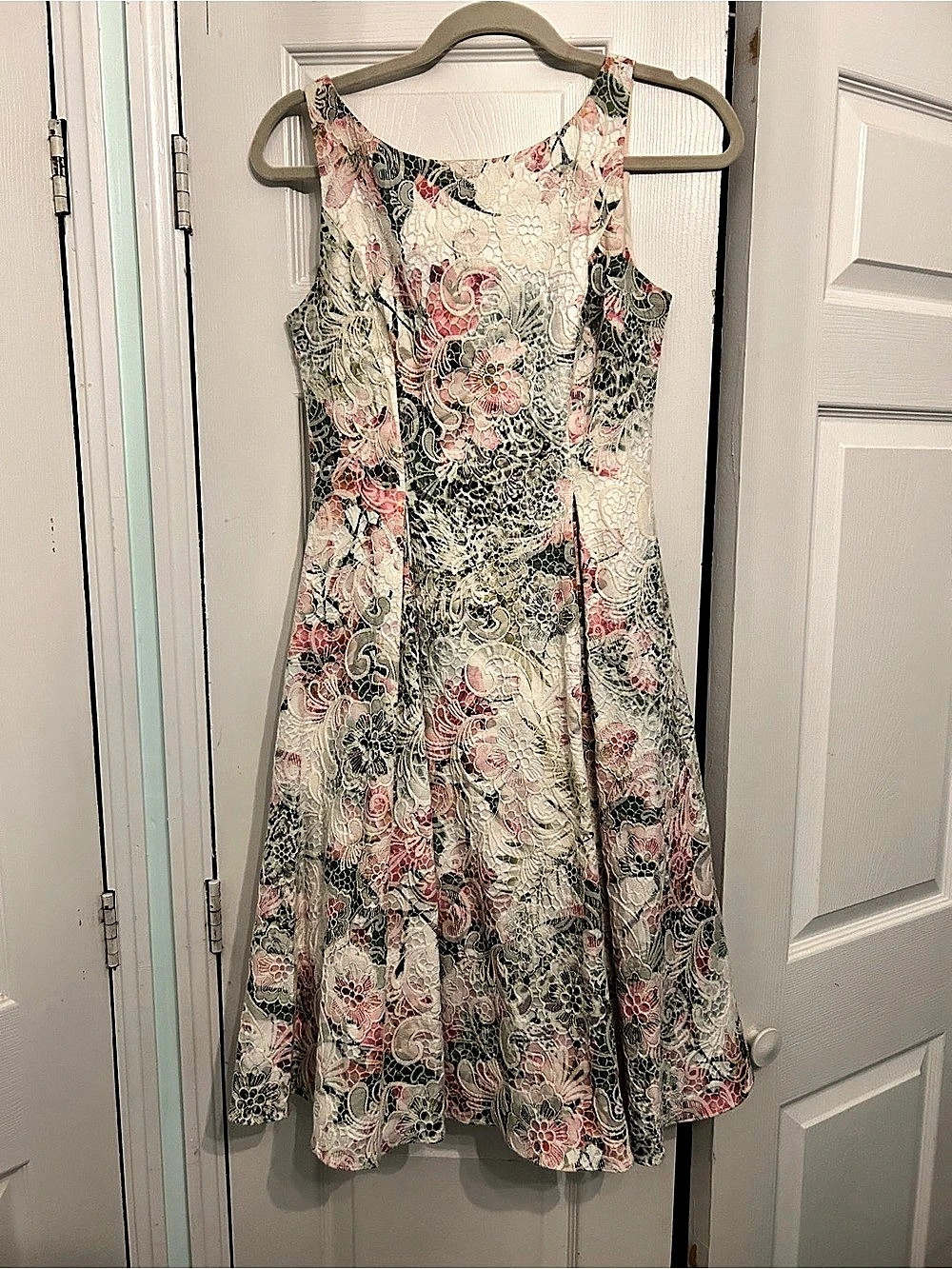Adrianna Papell Pink & Green Floral Paisley Embossed Lace Midi Dress Size 4
